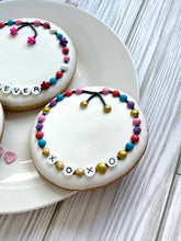 Load image into Gallery viewer, Friendship bracelet cookie
